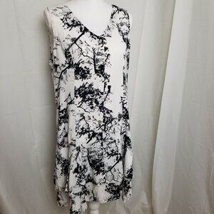 Peppermint Bay Artsy black and white dress